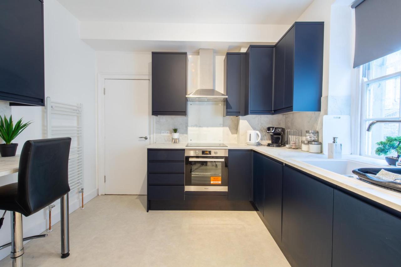 Luxe Maisonette- Parking, 4K Tvs, Leds, Local Snacks And More! Bath Exteriör bild