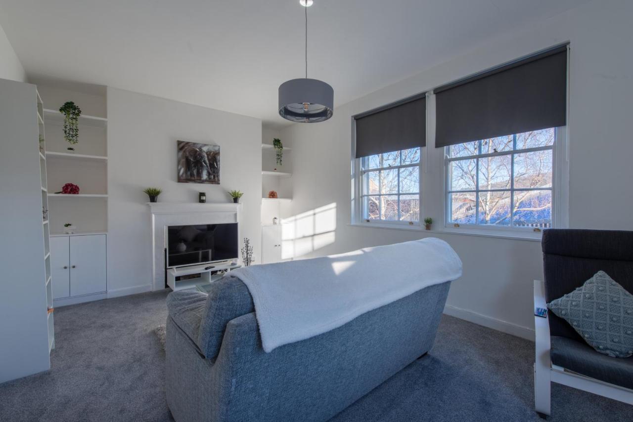 Luxe Maisonette- Parking, 4K Tvs, Leds, Local Snacks And More! Bath Exteriör bild